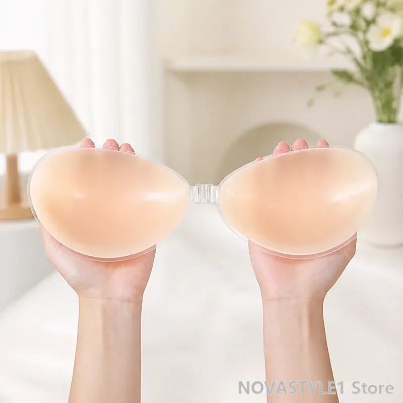 قطعتان من وسادات رفع الصدر الم - مراجعة Silicone Bra Adhesive وسعره