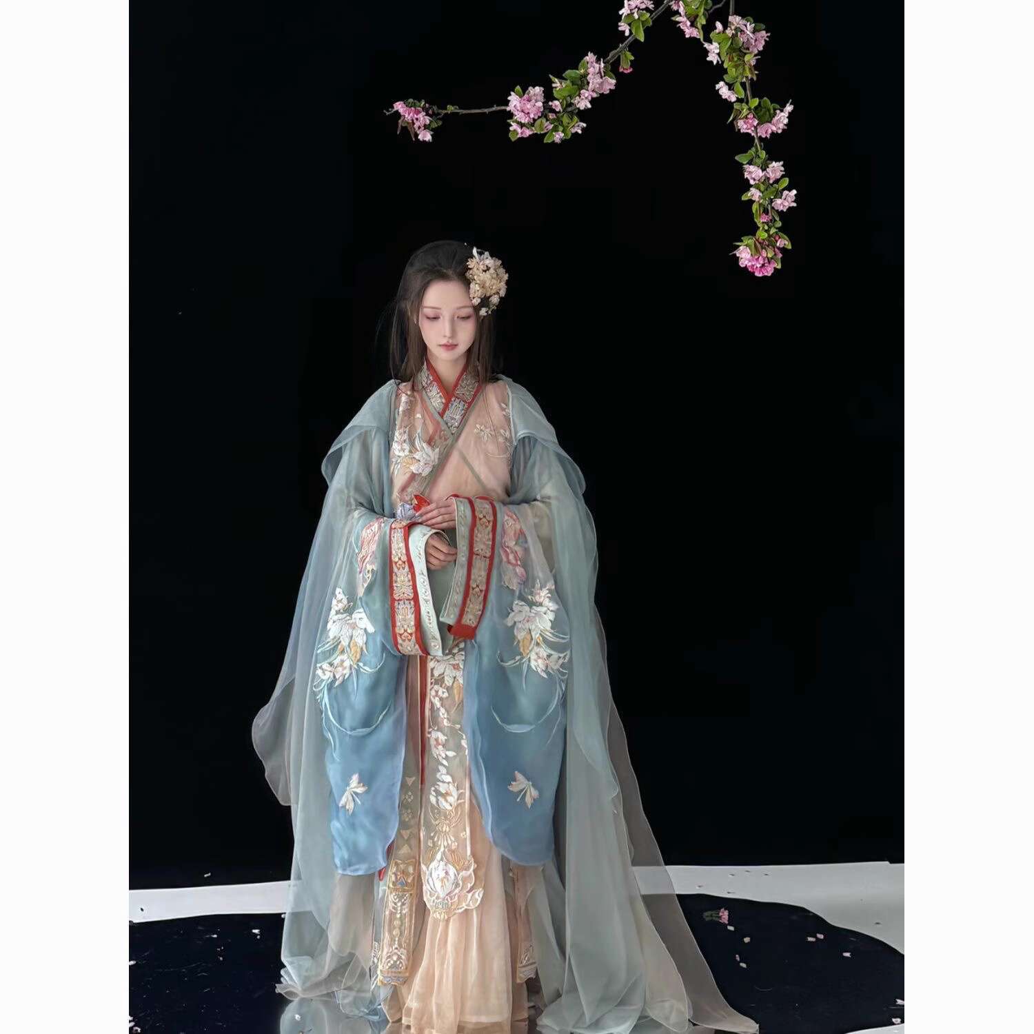 جديد فييستا كرنفال الهالوين كو - مراجعة Robe Silk Women وسعره