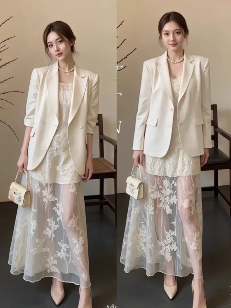 طقم بدلة نسائية أنيقة مع تنورة - مراجعة Cami Top Lace وسعره
